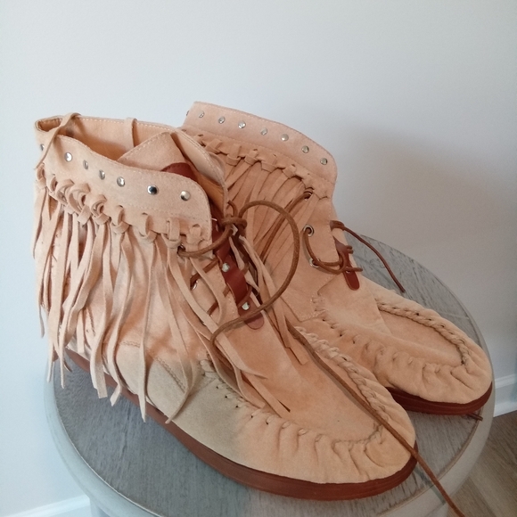 Oli Jolimall Shoes - Olive Jolimall Moccasins Size 10